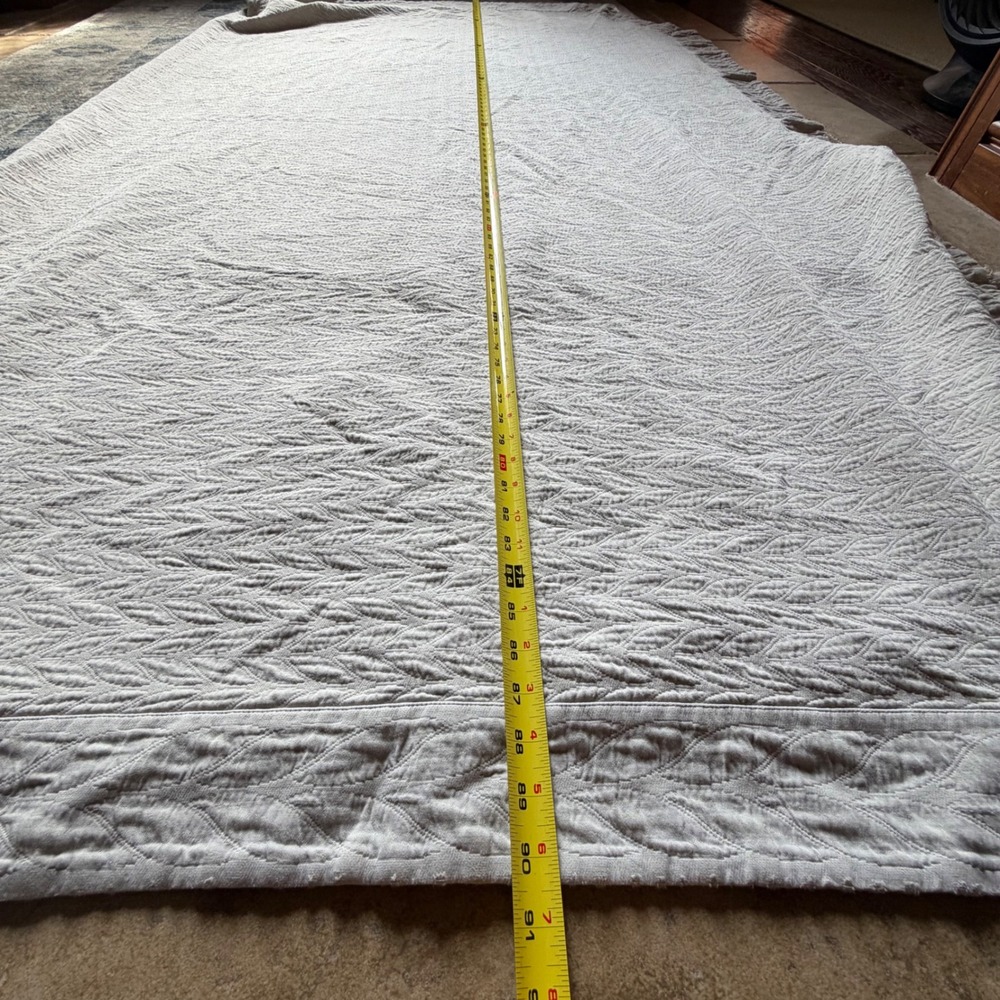 Frette Italy Luxury 100% Cotton White Matelassé Coverlet – Queen - Picture 9 of 9